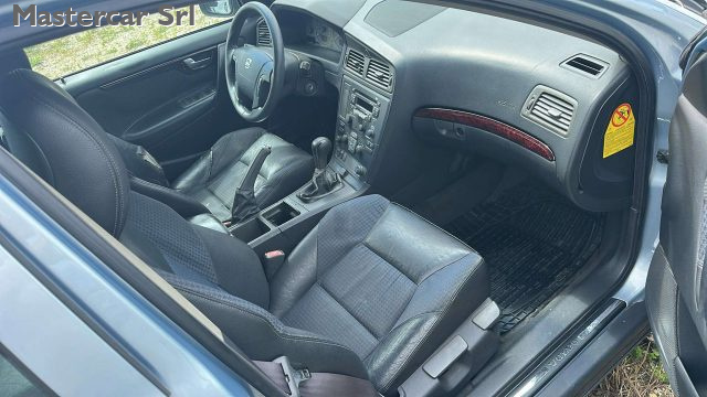 VOLVO V70 V70 II 2000 2.4 D5 OPTIMA TG. CE - foto 8
