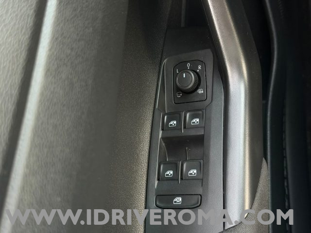 VOLKSWAGEN TAIGO TAIGO 1.0 TSI  110CV - foto 18