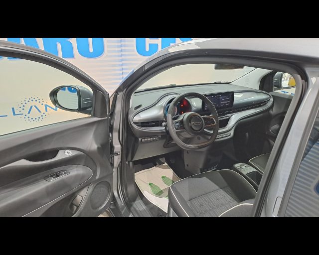 FIAT 500E 42 KWH 120CV - foto 5