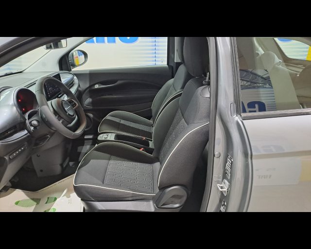 FIAT 500E 42 KWH 120CV - foto 23