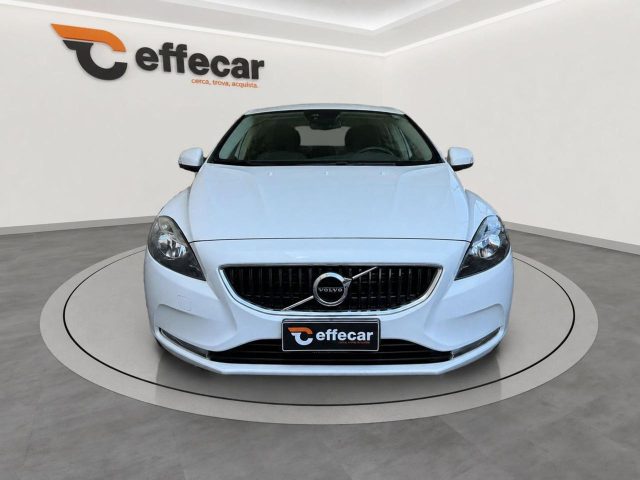 VOLVO V40 D2 KINETIC - foto 2
