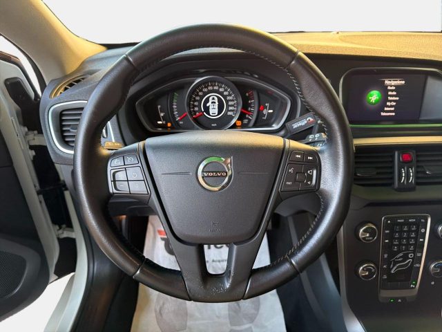 VOLVO V40 D2 KINETIC - foto 8