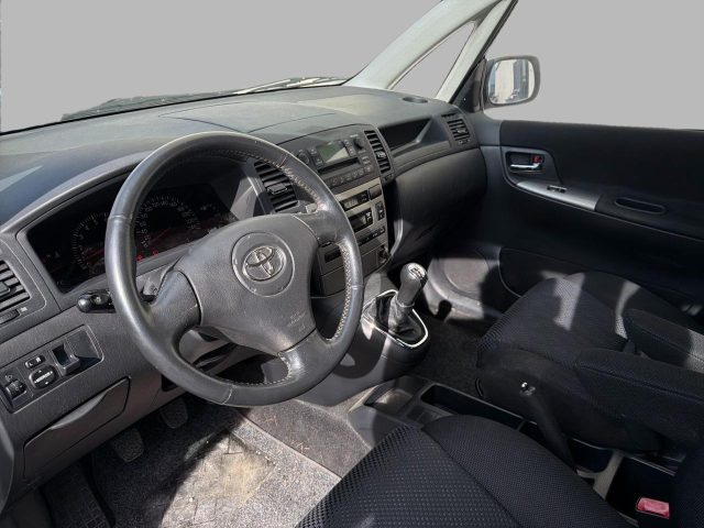 TOYOTA COROLLA VERSO 1.8 16V - foto 7