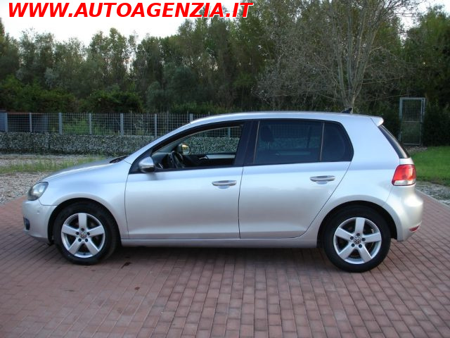 VOLKSWAGEN GOLF 1.6 TDI DPF 5P. COMFORTLINE - foto 4
