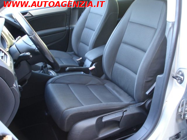 VOLKSWAGEN GOLF 1.6 TDI DPF 5P. COMFORTLINE - foto 9