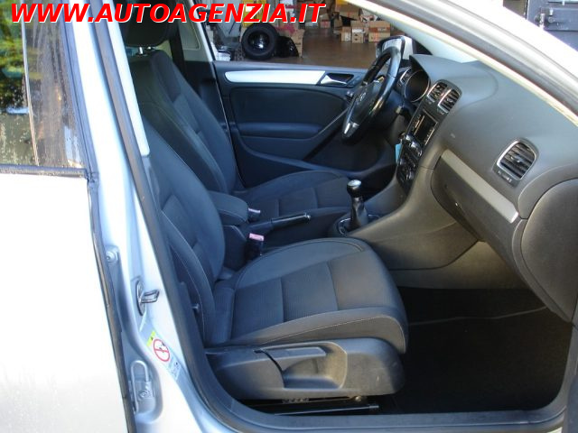 VOLKSWAGEN GOLF 1.6 TDI DPF 5P. COMFORTLINE - foto 11