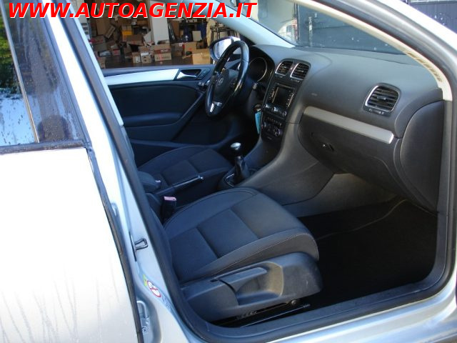 VOLKSWAGEN GOLF 1.6 TDI DPF 5P. COMFORTLINE - foto 13