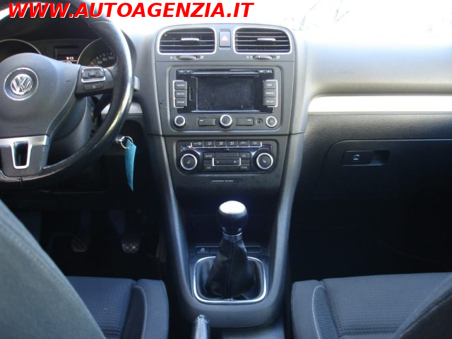 VOLKSWAGEN GOLF 1.6 TDI DPF 5P. COMFORTLINE - foto 14