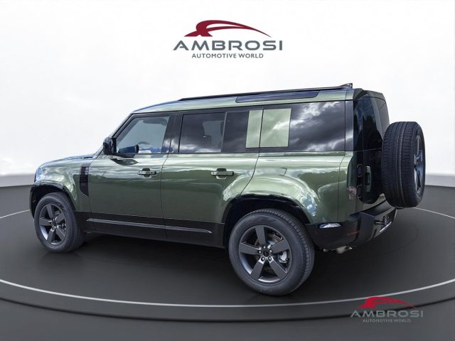 LAND ROVER DEFENDER AWD 5DR SWB X-DYNAMIC SE 200PS A - foto 4