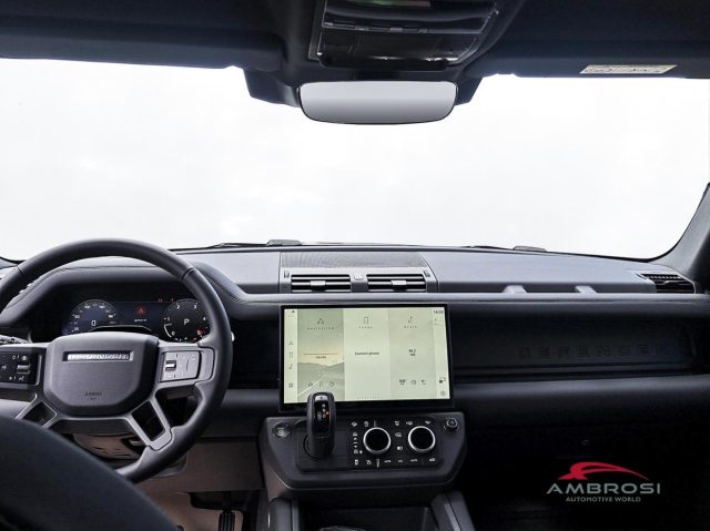 LAND ROVER DEFENDER AWD 5DR SWB X-DYNAMIC SE 200PS A - foto 12
