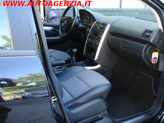 MERCEDES-BENZ A 180 CDI AVANTGARDE - foto 11