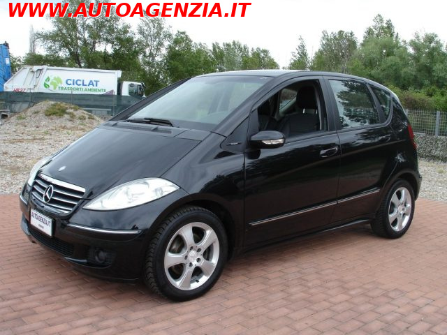 MERCEDES-BENZ A 180 CDI AVANTGARDE - foto 4