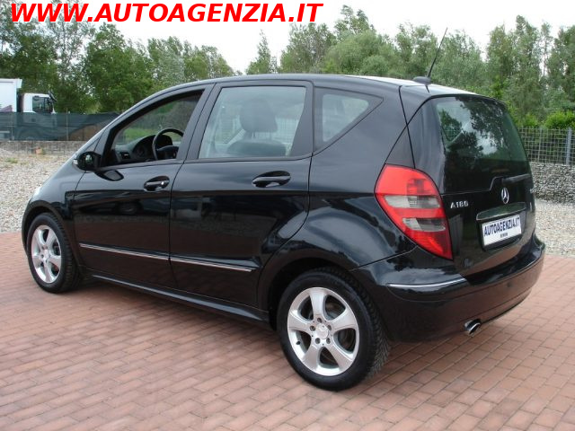 MERCEDES-BENZ A 180 CDI AVANTGARDE - foto 5