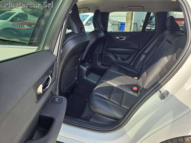 VOLVO V60 V60 II  2.0 T6 PHEV INSCRIPTION  - foto 11