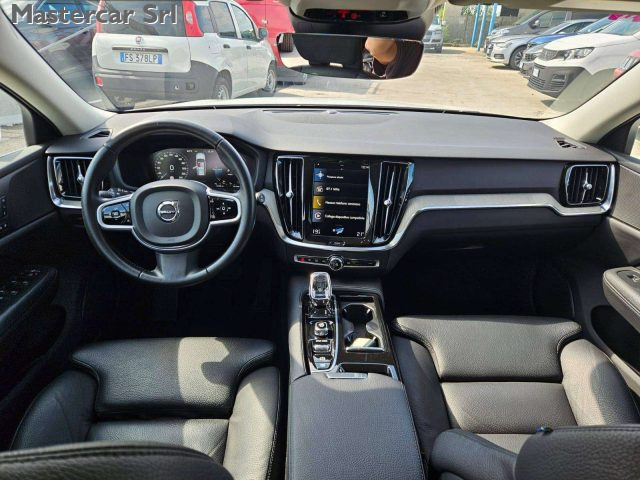 VOLVO V60 V60 II  2.0 T6 PHEV INSCRIPTION  - foto 12