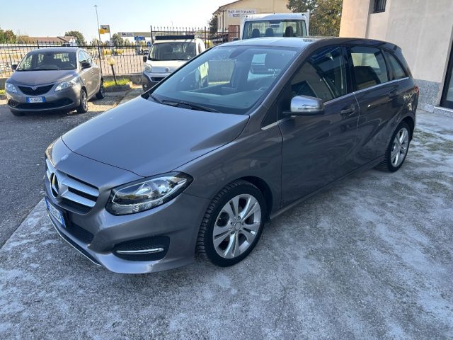MERCEDES-BENZ B 180 D SPORT - foto 2