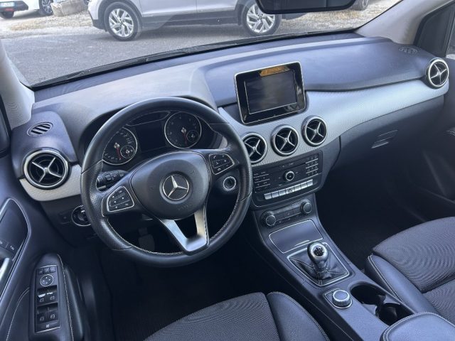 MERCEDES-BENZ B 180 D SPORT - foto 7
