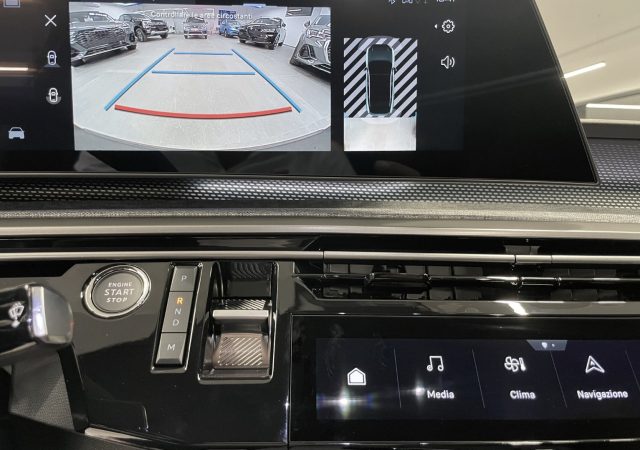 PEUGEOT 3008 1.2 HYBRID 145 E-DCS6 GT KM0 MY2 - foto 24