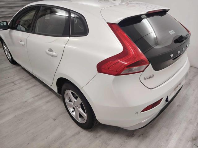 VOLVO V40 D2 GEARTRONIC - foto 4