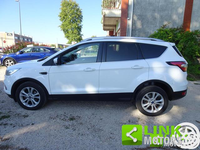 FORD KUGA TDCI POWERSHIFT EDITION - foto 2