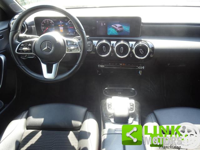 MERCEDES-BENZ A 180 SPORT - foto 22