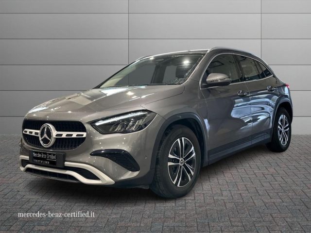 Mercedes-Benz GLA 180