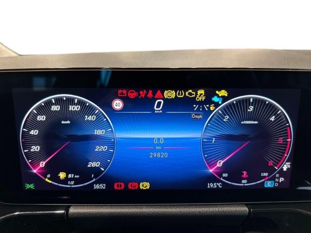 MERCEDES-BENZ GLA 180 D AUTOMATIC ADVANCED - foto 12