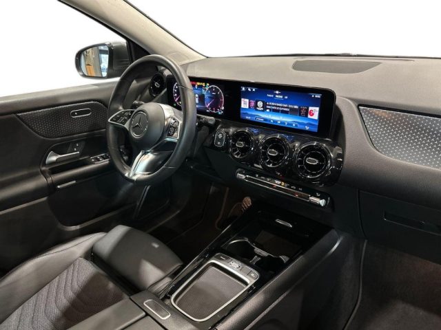 MERCEDES-BENZ GLA 180 D AUTOMATIC ADVANCED - foto 14