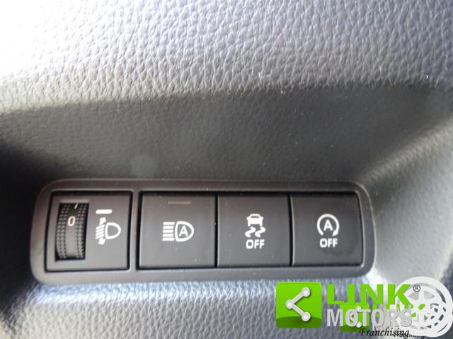 TOYOTA AYGO X LONGE FIRST EDITION - foto 32