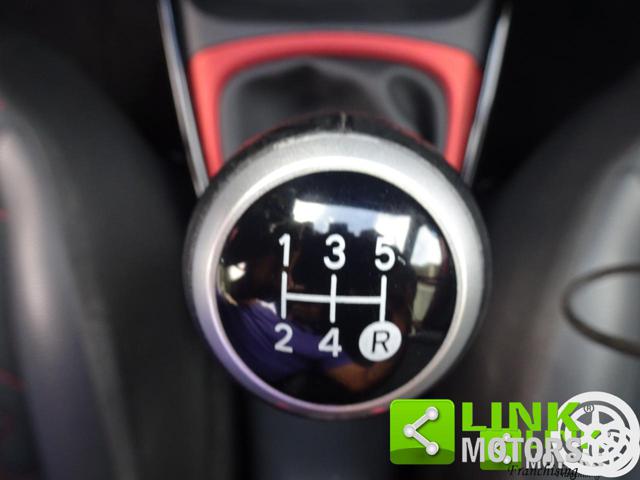 TOYOTA AYGO X LONGE FIRST EDITION - foto 19