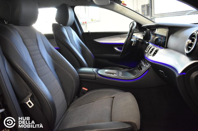 MERCEDES-BENZ E 220 D S.W. 4MATIC AUTO BUSINESS SPOR - foto 21