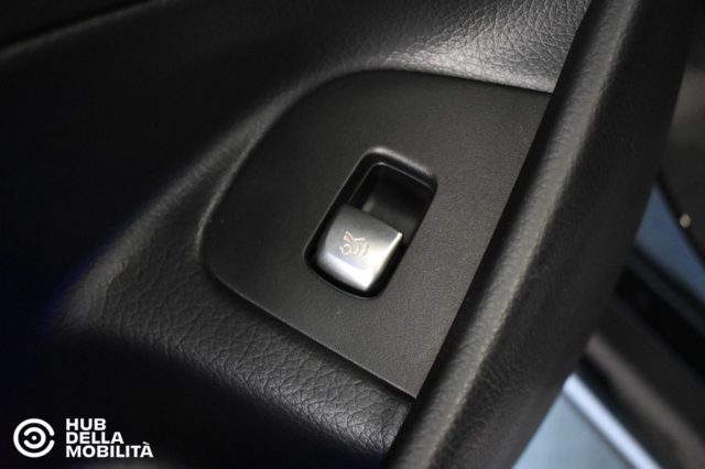 MERCEDES-BENZ E 220 D S.W. 4MATIC AUTO BUSINESS SPOR - foto 30