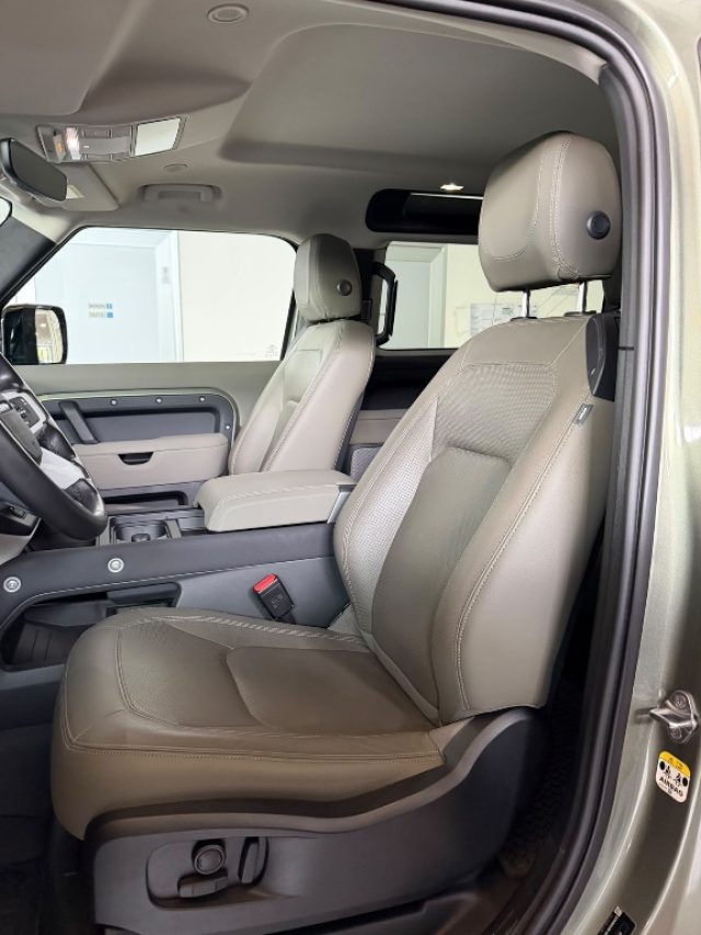 LAND ROVER DEFENDER 90 3.0D I6 200 CV AWD AUTO //PAR - foto 11