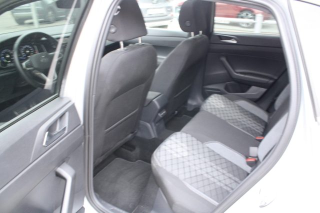 VOLKSWAGEN TAIGO 1.0 TSI 110 CV DSG R-LINE - foto 10