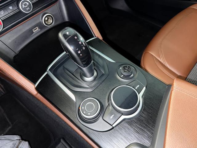 ALFA ROMEO STELVIO 2.2 TURBODIESEL 210 CV AT8 Q4 SP - foto 21
