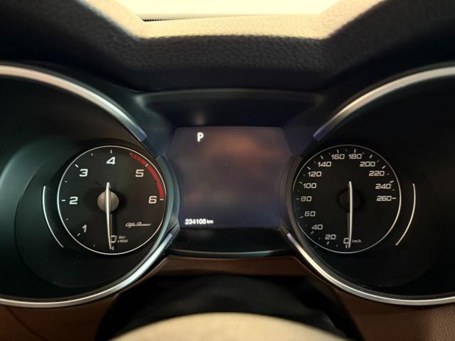 ALFA ROMEO STELVIO 2.2 TURBODIESEL 210 CV AT8 Q4 SP - foto 18
