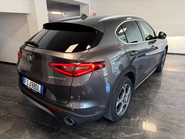 ALFA ROMEO STELVIO 2.2 TURBODIESEL 210 CV AT8 Q4 SP - foto 9