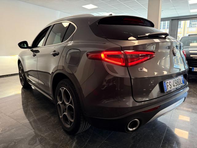 ALFA ROMEO STELVIO 2.2 TURBODIESEL 210 CV AT8 Q4 SP - foto 6