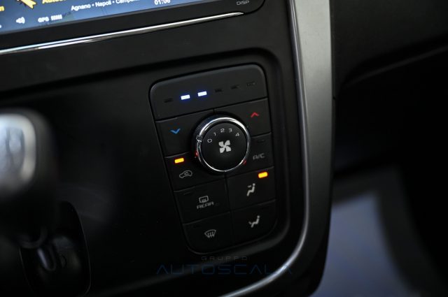 MAHINDRA KUV100 1.2 VVT 87CV K8 GPL - foto 12