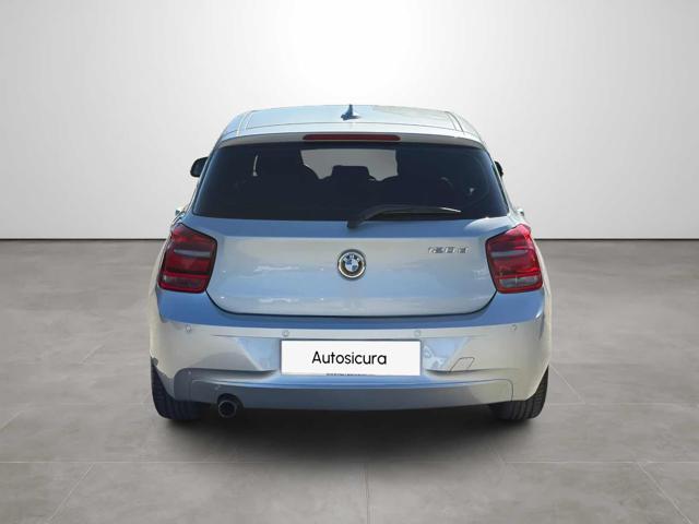 BMW 120 D 5P. UNIQUE - foto 5