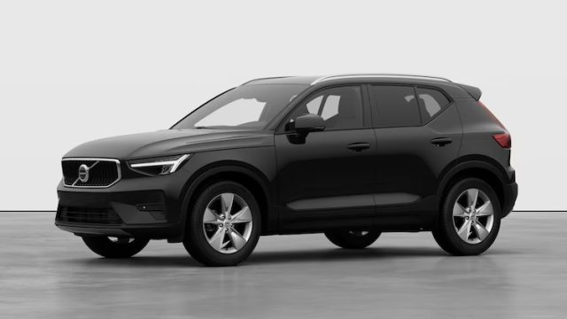 VOLVO XC40 CORE B3 AUTO