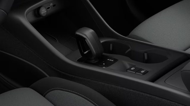 VOLVO XC40 CORE B3 AUTO - foto 11