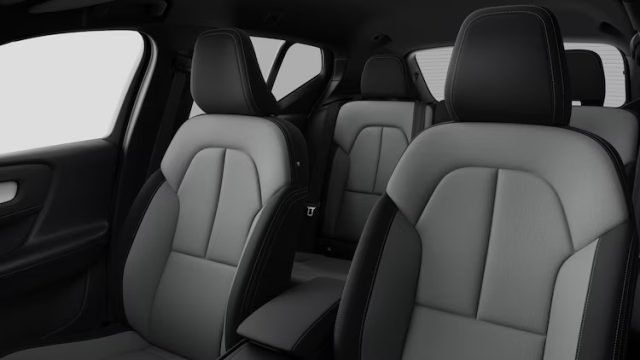 VOLVO XC40 CORE B3 AUTO - foto 13