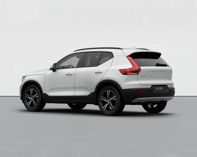 VOLVO XC40 CORE B3 AUTO - foto 3