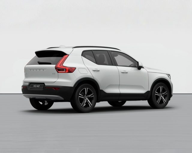 VOLVO XC40 CORE B3 AUTO - foto 6