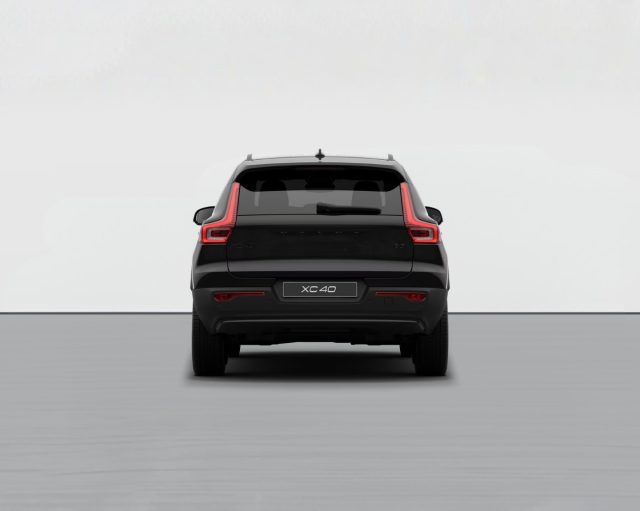 VOLVO XC40 PLUS BLACK EDITION B3 AUTO - foto 4