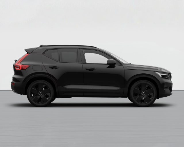 VOLVO XC40 PLUS BLACK EDITION B3 AUTO - foto 5