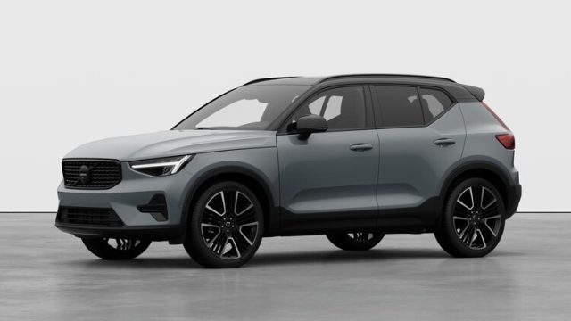 VOLVO XC40 ULTRA BLACK EDITION B4 AUTO