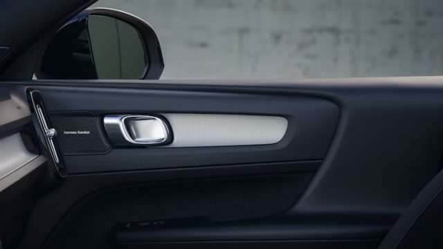 VOLVO XC40 ULTRA BLACK EDITION B4 AUTO - foto 14