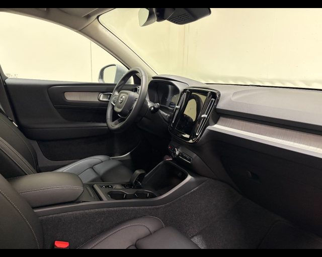VOLVO XC40 B3 CORE AUTO - foto 7